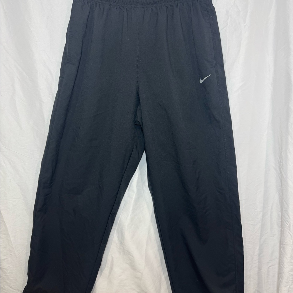 Nike XL Men's Black Joggers with Silver Logo